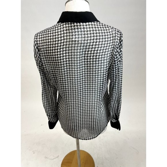 RD Style Blouse - Picture 3 of 4